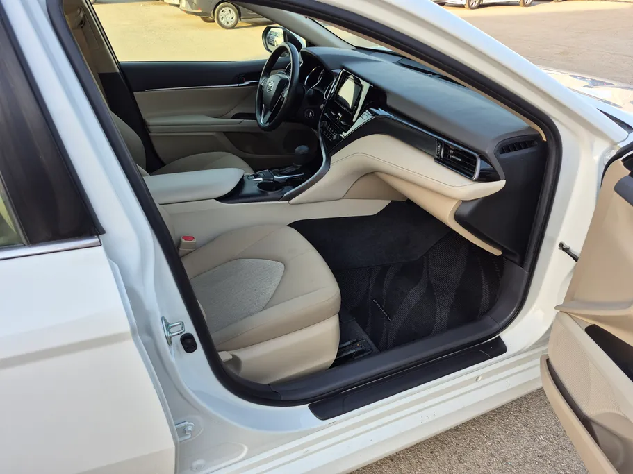 2024 Toyota Camry  LE 