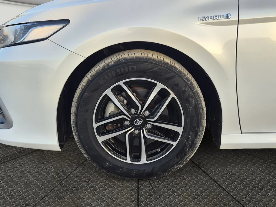 2023 Toyota Camry  LE HEV 