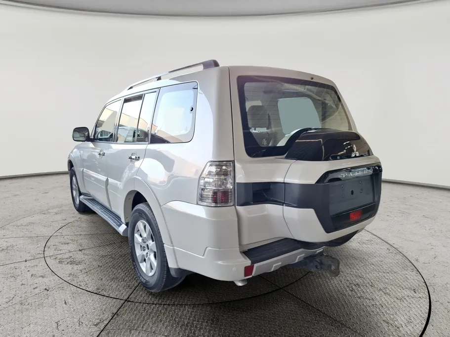 ميتسوبيشي باجيرو GLS 5Doors 2022 