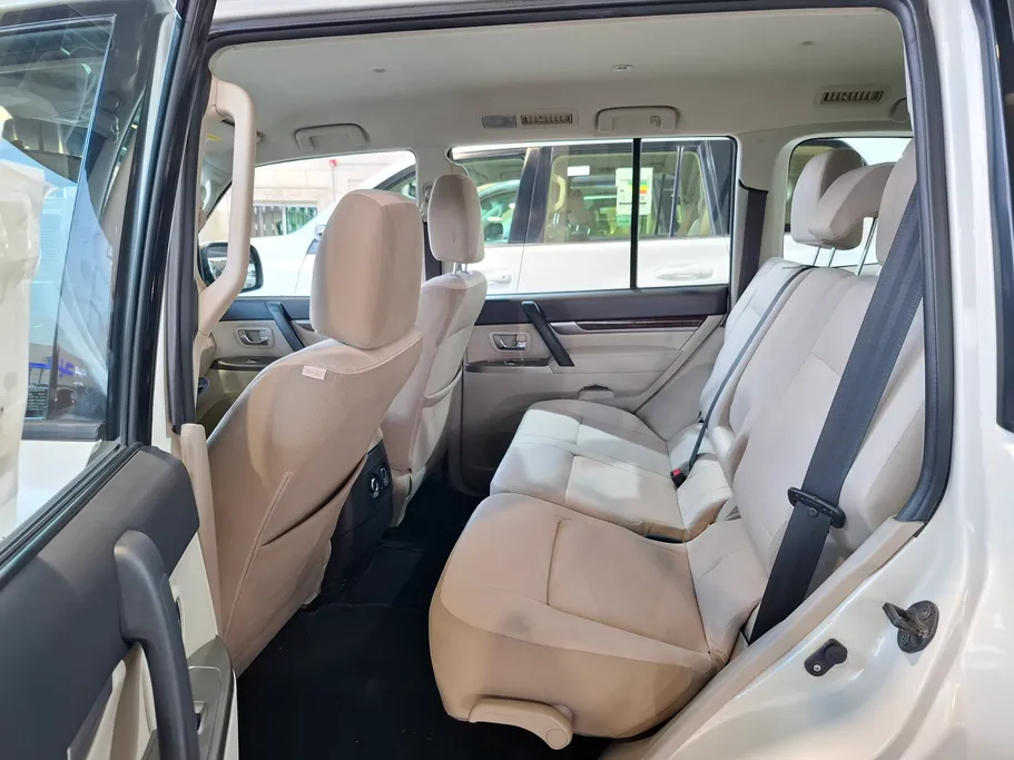 ميتسوبيشي باجيرو GLS 5Doors 2022 