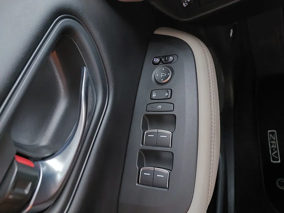 2024 Honda ZR-V LX 