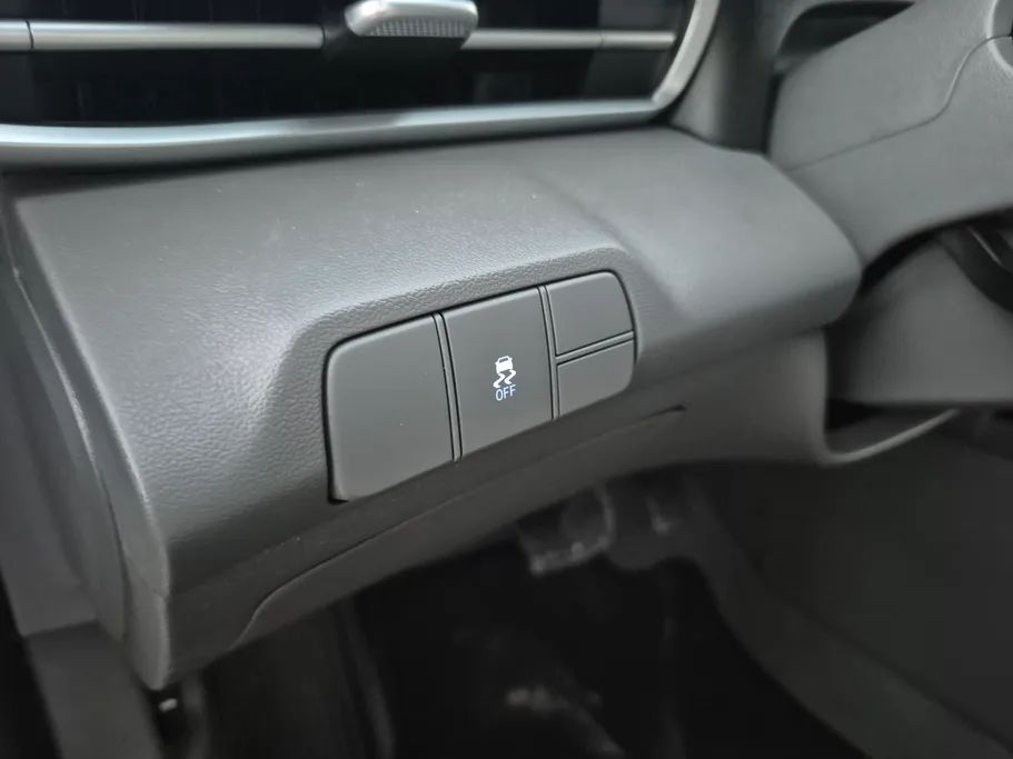 2023 Hyundai Elantra Smart 