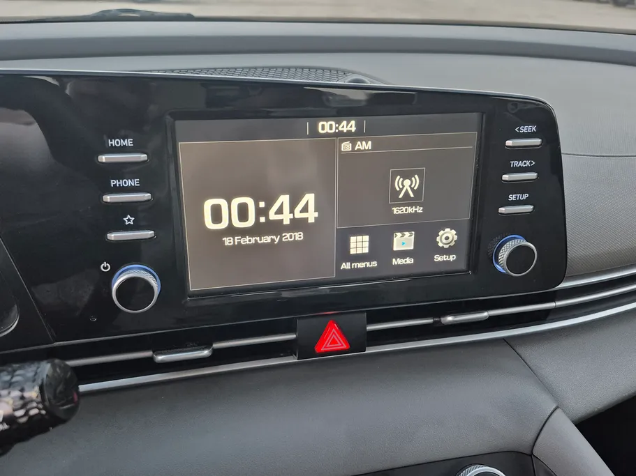 2023 Hyundai Elantra Smart 