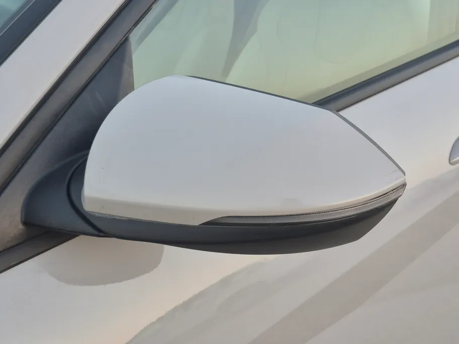 2023 Hyundai Elantra Smart 