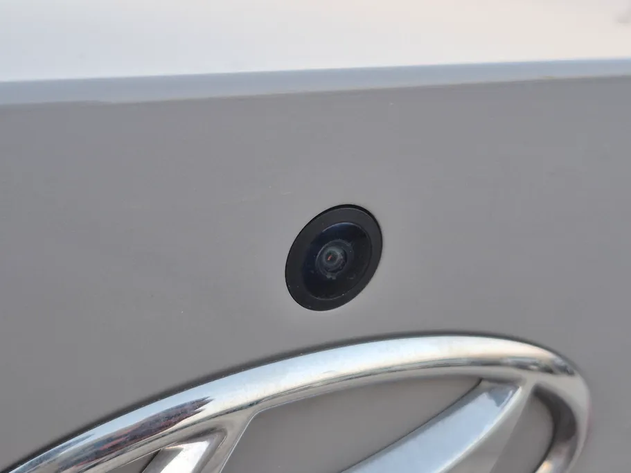 2023 Hyundai Elantra Smart 