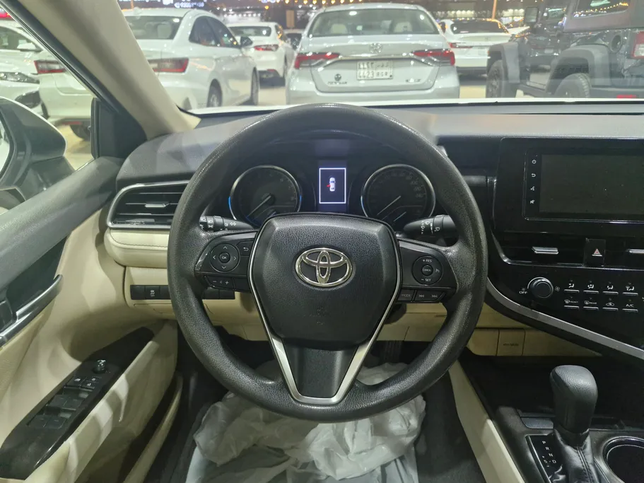 2023 Toyota Camry  LE 