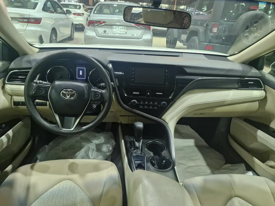 2023 Toyota Camry  LE 