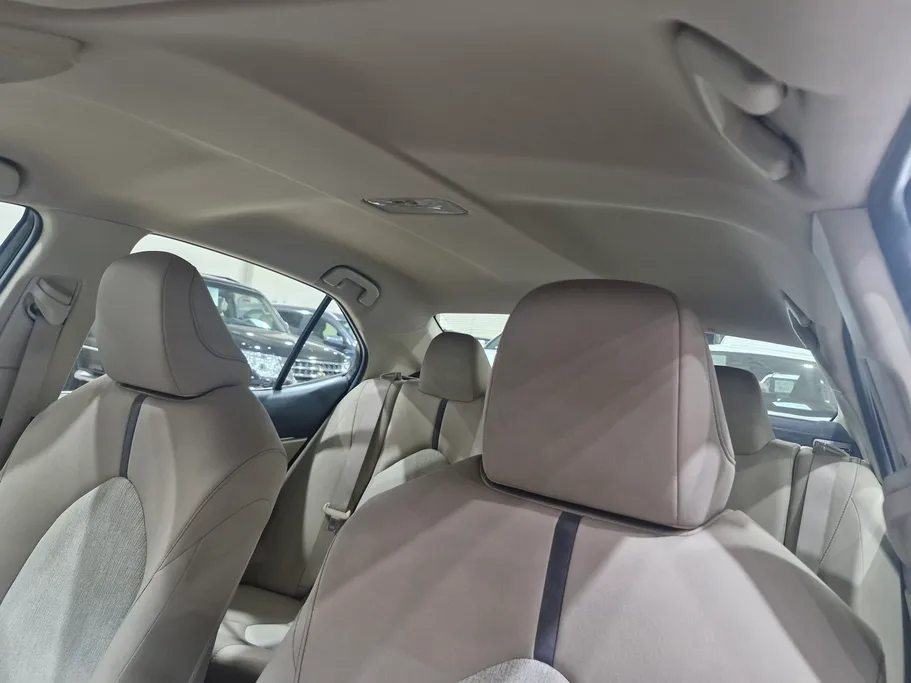2023 Toyota Camry  LE 