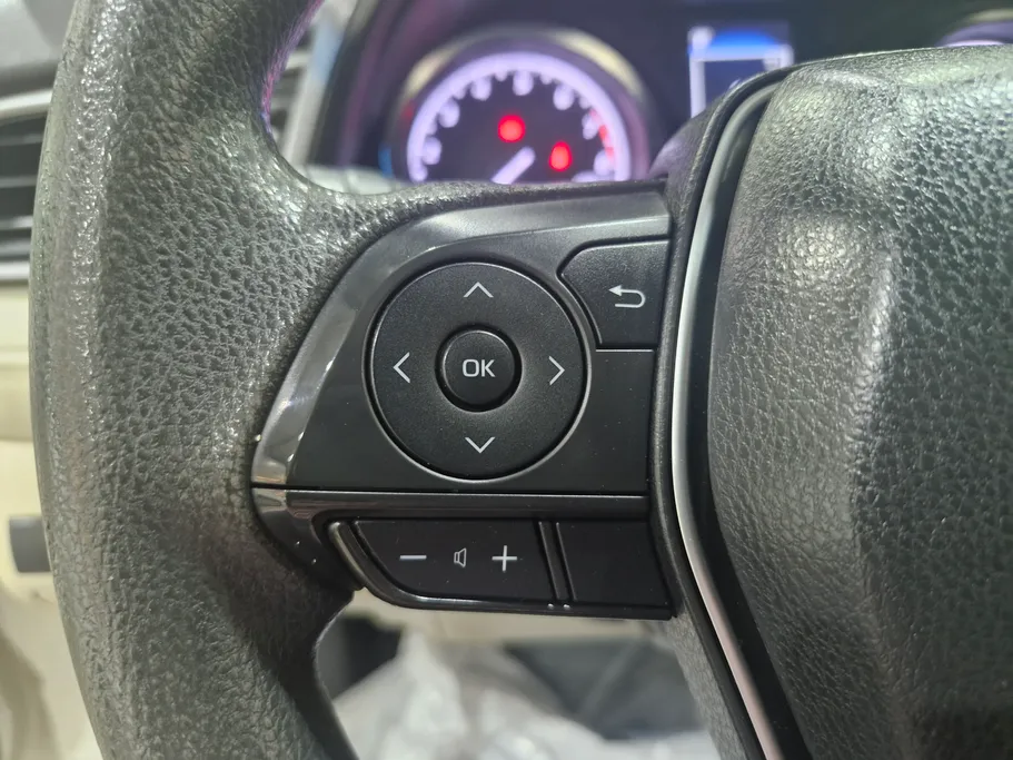 2023 Toyota Camry  LE 