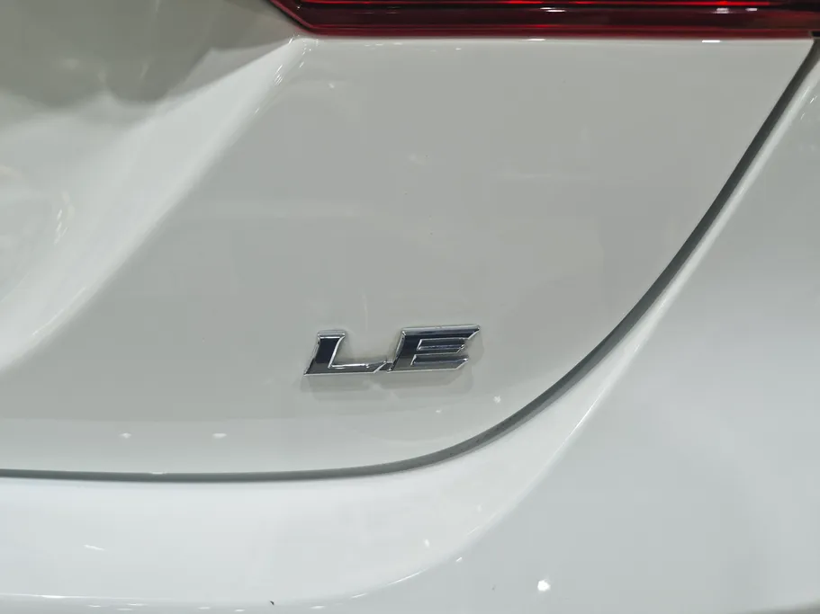 2023 Toyota Camry  LE 