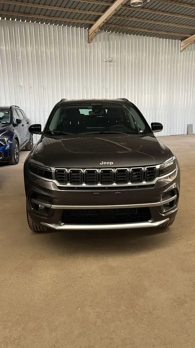 2026 Jeep Commander Limited Plus 