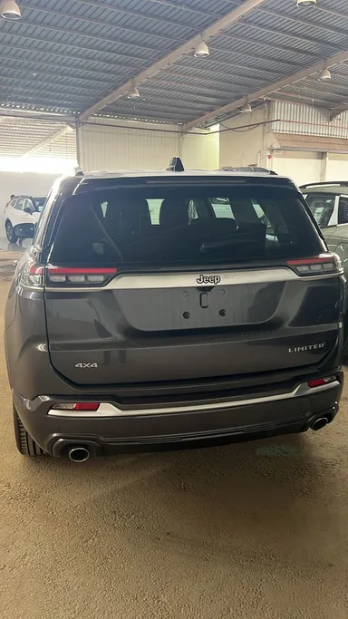 2026 Jeep Commander Limited Plus 