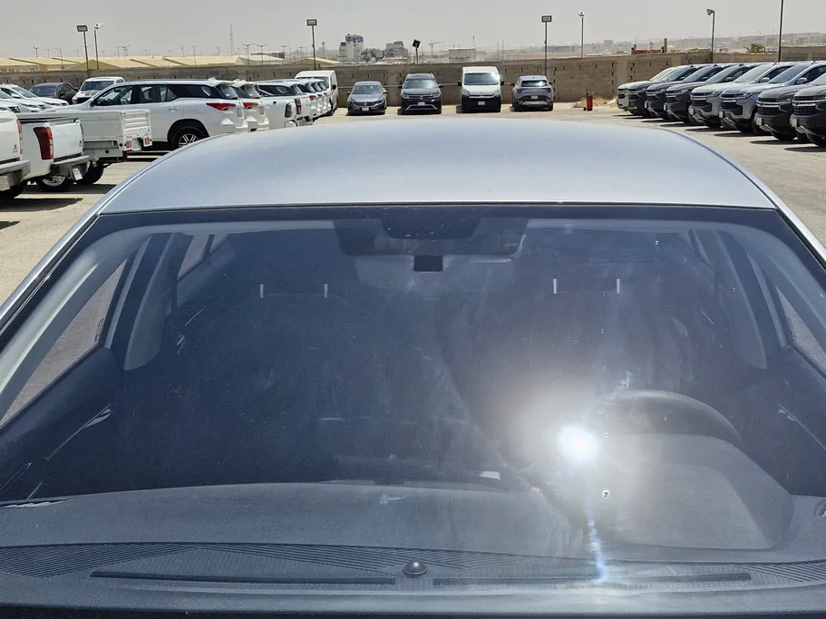 ام جي 5 ستاندر الشكل الجديد 2025 