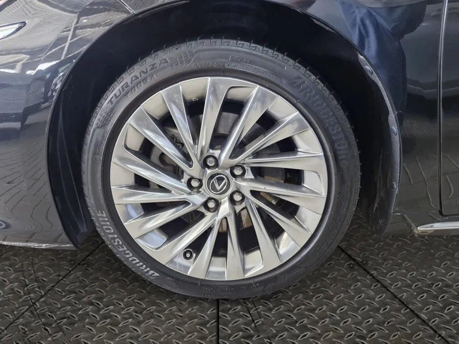 2024 Lexus ES 350 