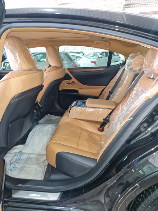 2024 Lexus ES 350 