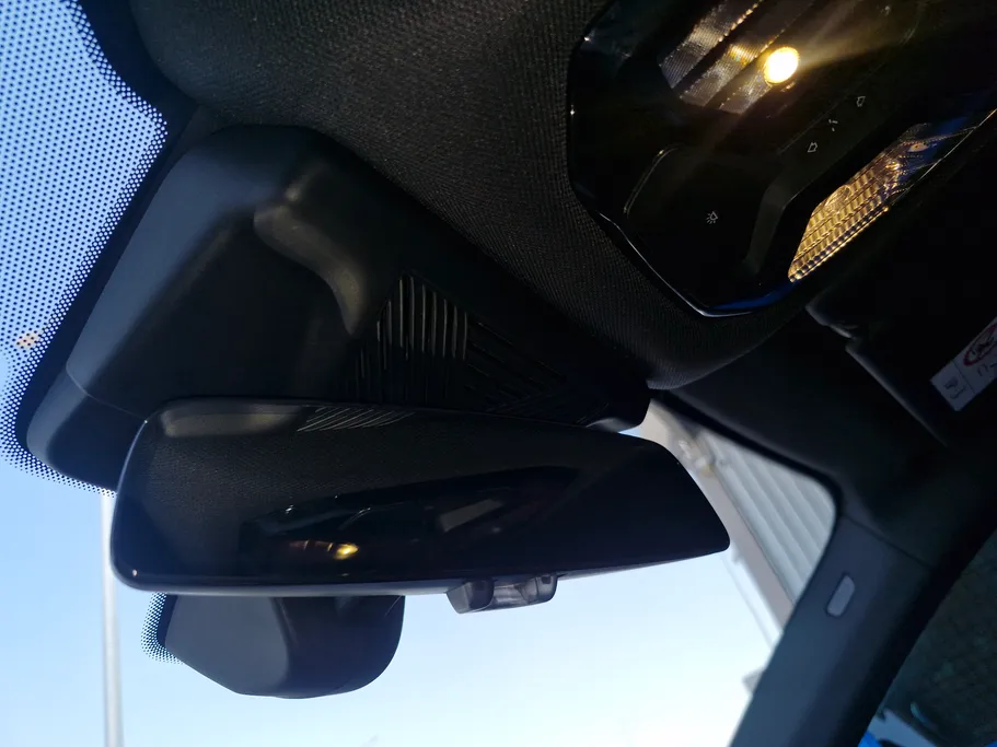 2024 BMW 5 Series 520i 