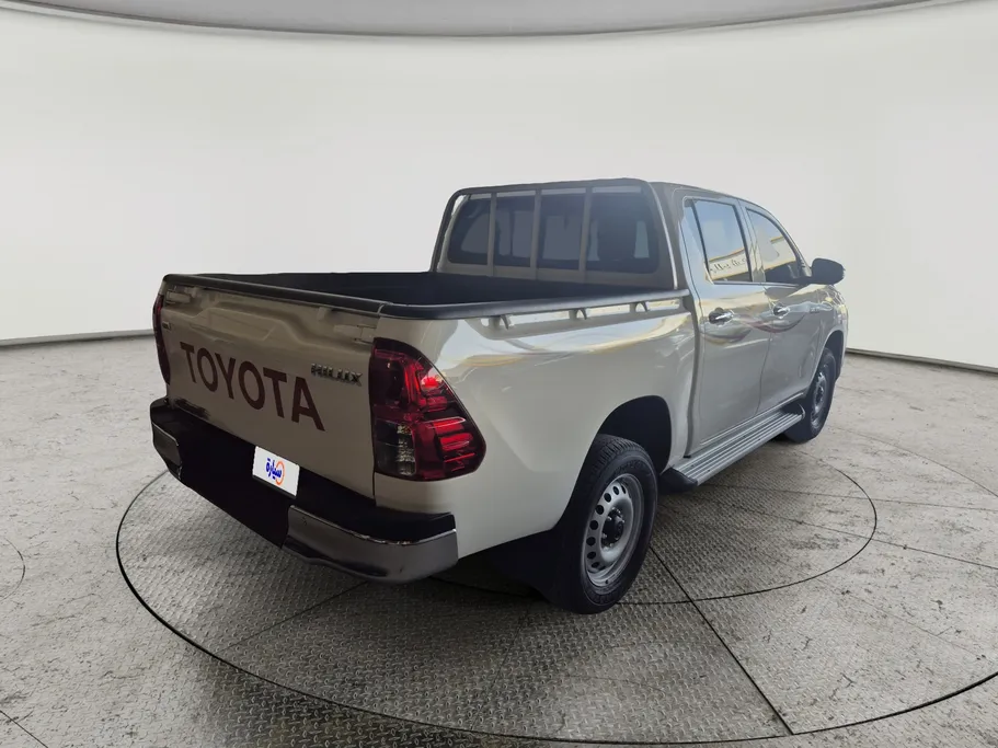 تويوتا هايلكس Double Cab 2025 