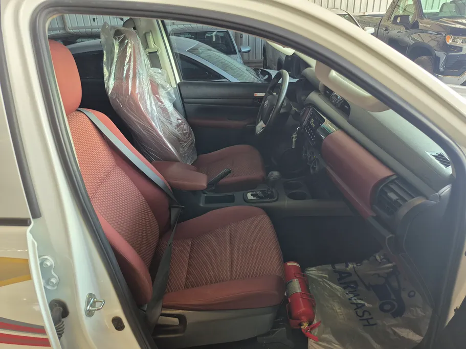 تويوتا هايلكس Double Cab 2025 