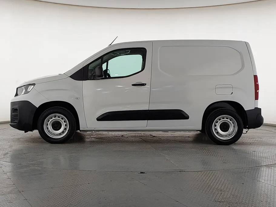 بيجو بارتنر Short van 2023 