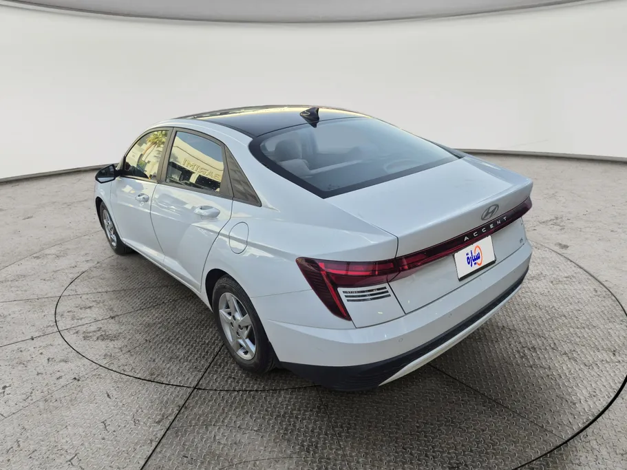2024 Hyundai Accent Fleet 
