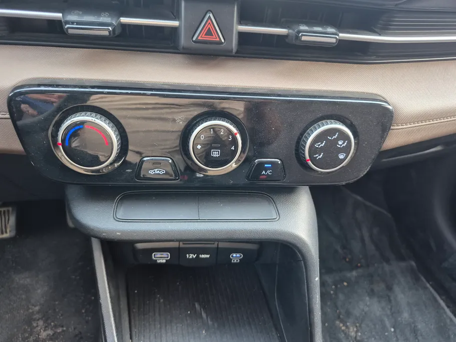 2024 Hyundai Accent Fleet 