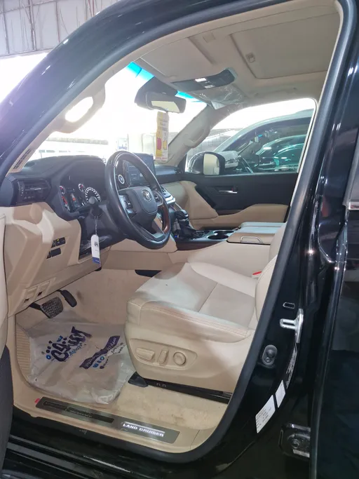 تويوتا لاندكروزر VXR 2024 