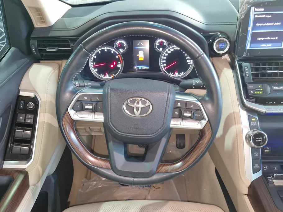 تويوتا لاندكروزر VXR 2024 
