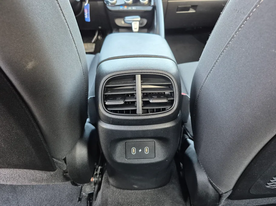 2025 Hyundai Elantra Smart 