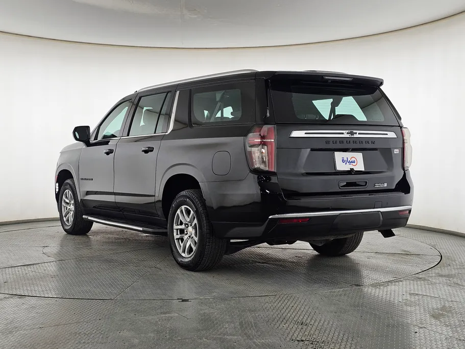 2023 Chevrolet Suburban LS 