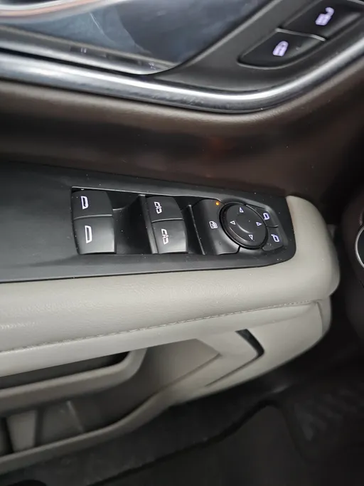 2023 Chevrolet Suburban LS 