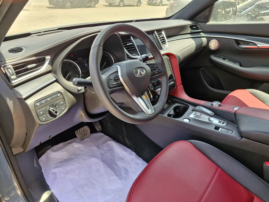 2024 Infiniti QX50 Sport 