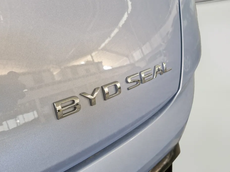 2025 BYD Seal Design 