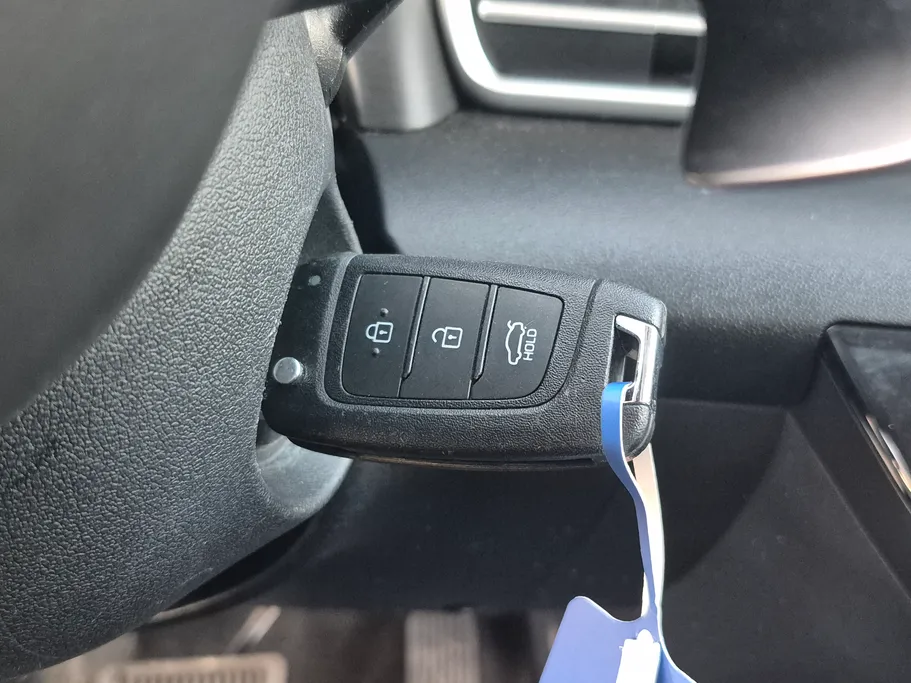 2025 Hyundai Elantra Smart 
