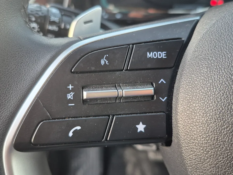 2025 Hyundai Elantra Smart 