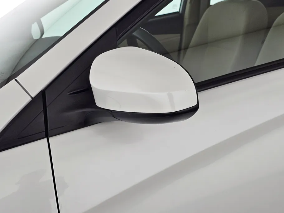 2022 Toyota Yaris  Y 