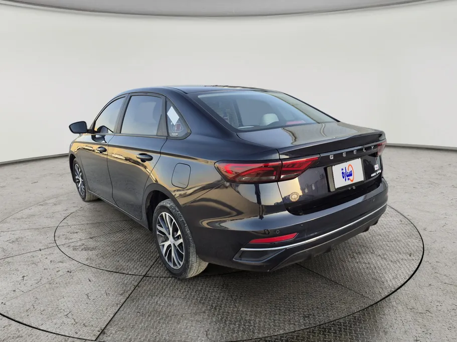 جيلي امجراند GS 2024 