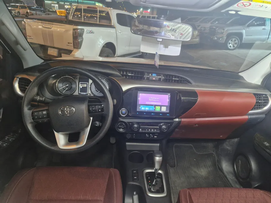 2026 Toyota Hilux SGLX 