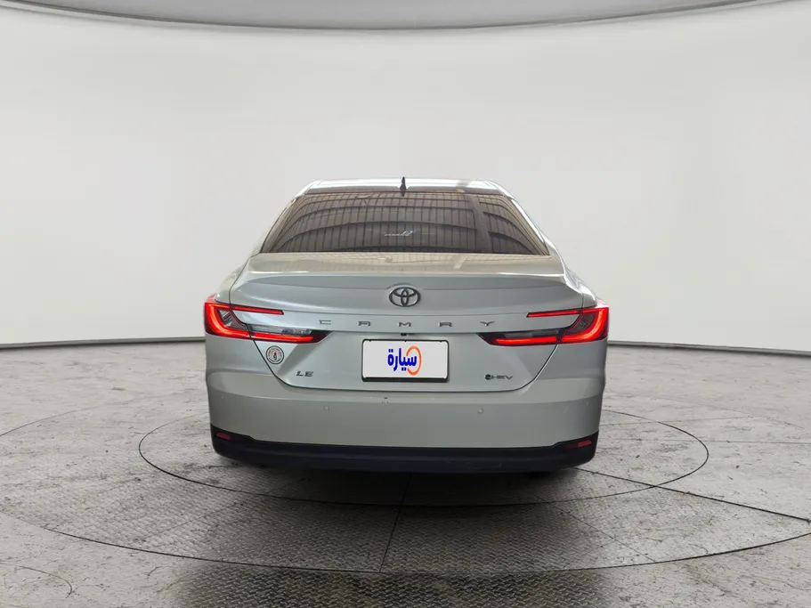 2025 Toyota Camry  LE HEV 
