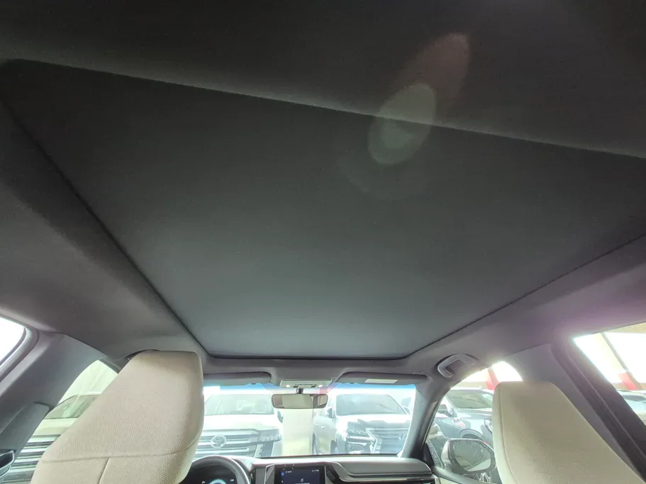2025 Toyota Camry  LE HEV 