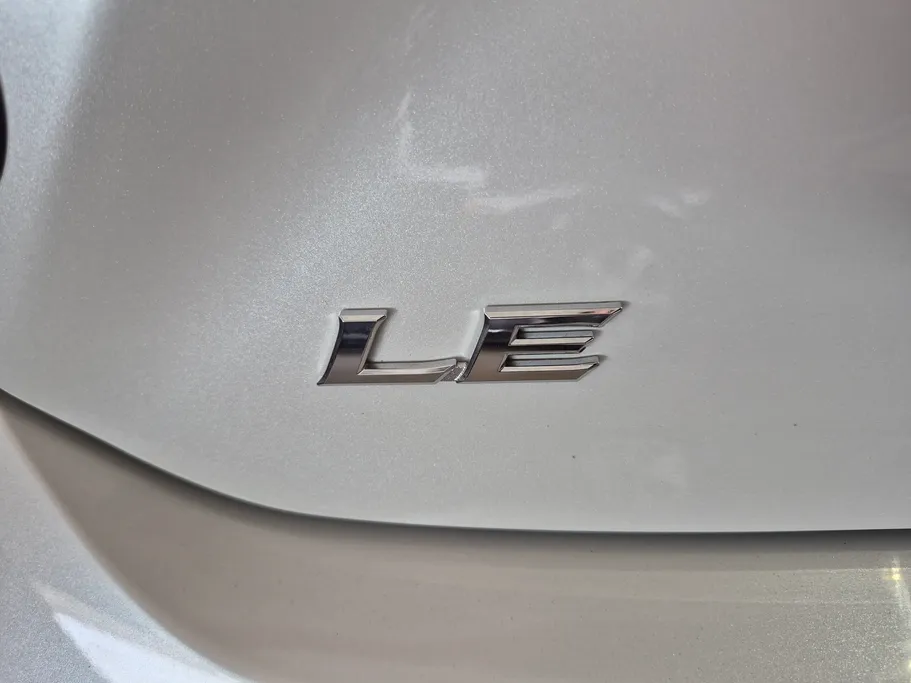 2025 Toyota Camry  LE HEV 