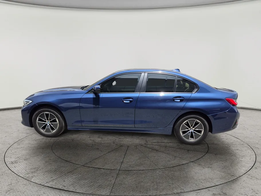 2021 BMW 3 Series 320i  