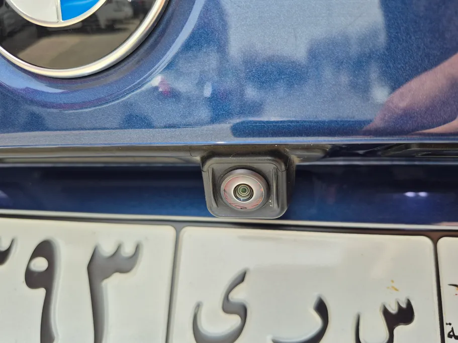 بي ام دبليو الفئة الثالثة 320i  2021 