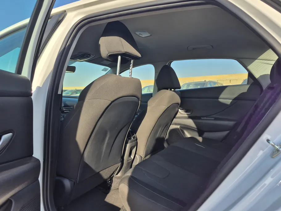 2024 Hyundai Elantra Smart 