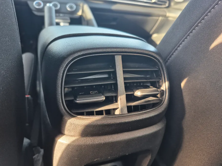 2024 Hyundai Elantra Smart 