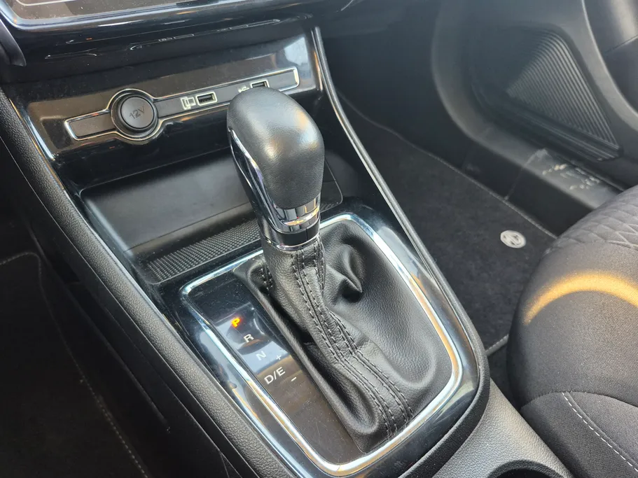 2025 MG 5 STD 