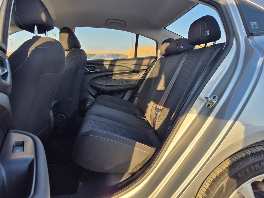 2025 MG 5 STD 