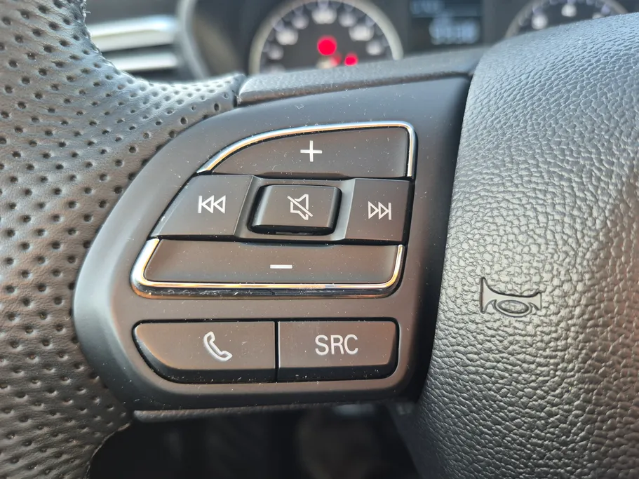 2025 MG 5 STD 