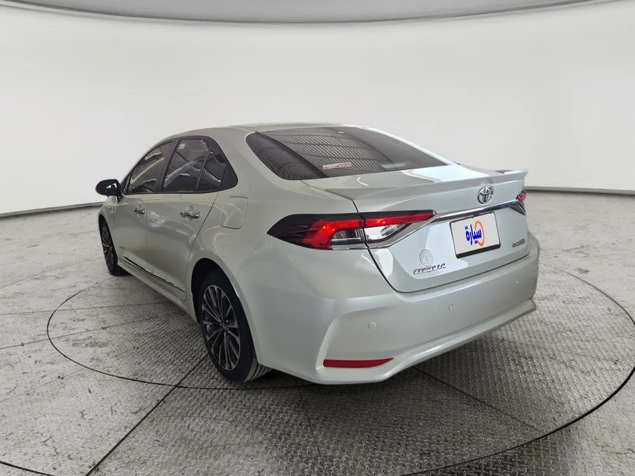 تويوتا كورولا XLI Executive Moonroof 2024 