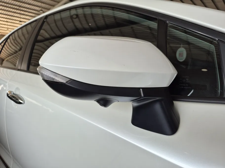 تويوتا كورولا XLI Executive Moonroof 2024 
