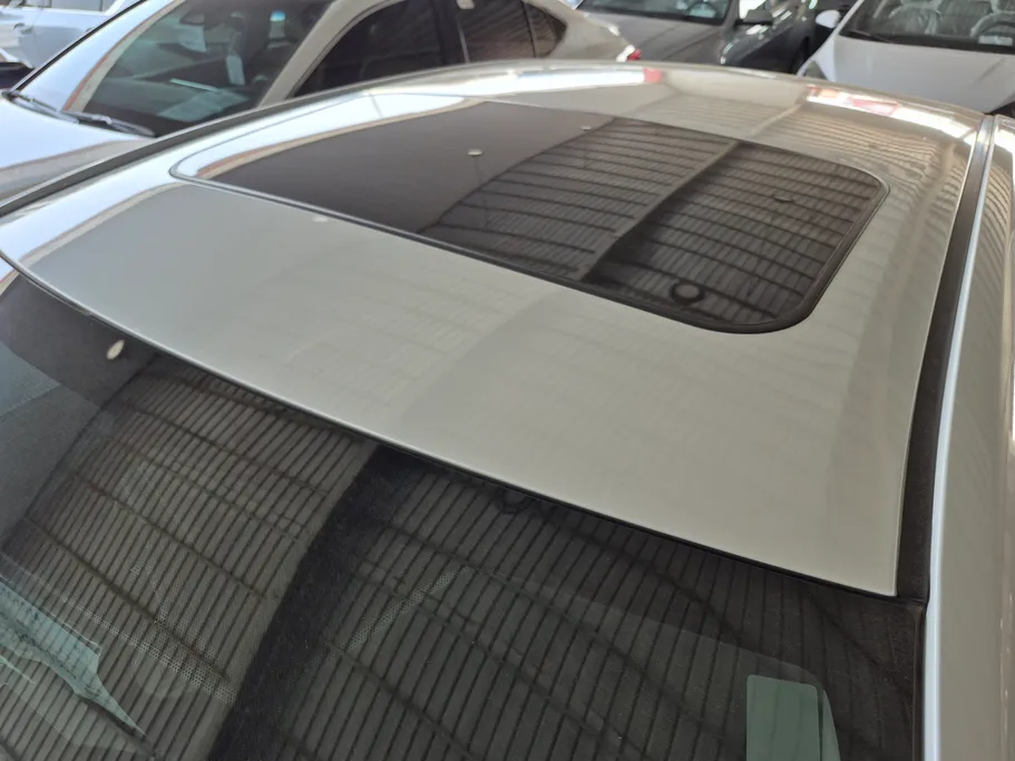 تويوتا كورولا XLI Executive Moonroof 2024 